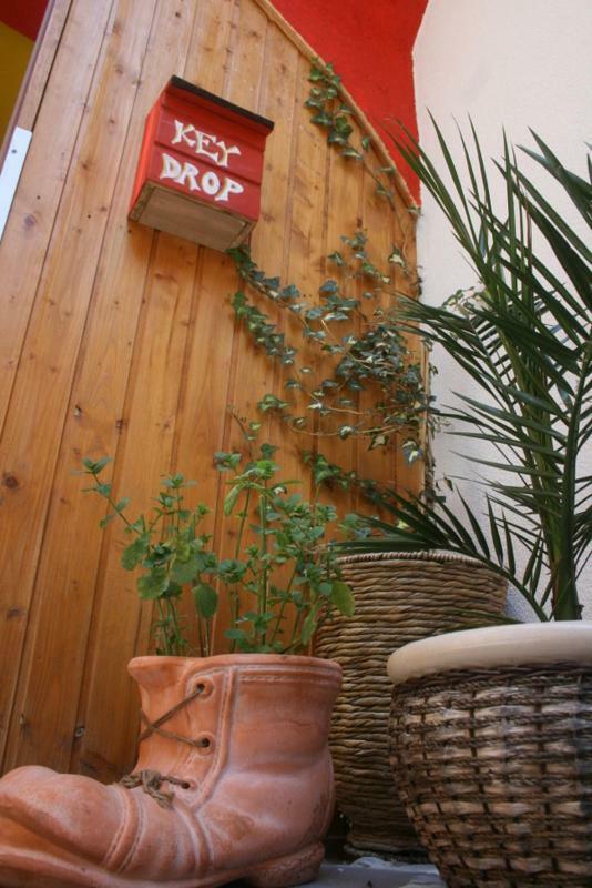 The Mellow Monkey Hostel Задар Экстерьер фото